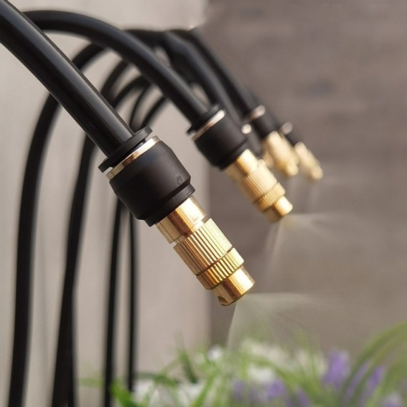 Dispositivo de riego automático con rociador universal